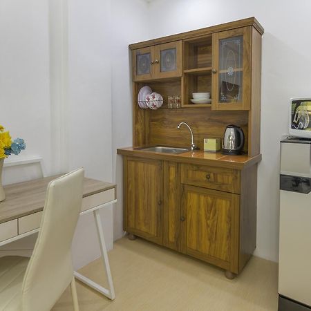 Kontiki Guesthouse Jomtien Beach Eksteriør billede