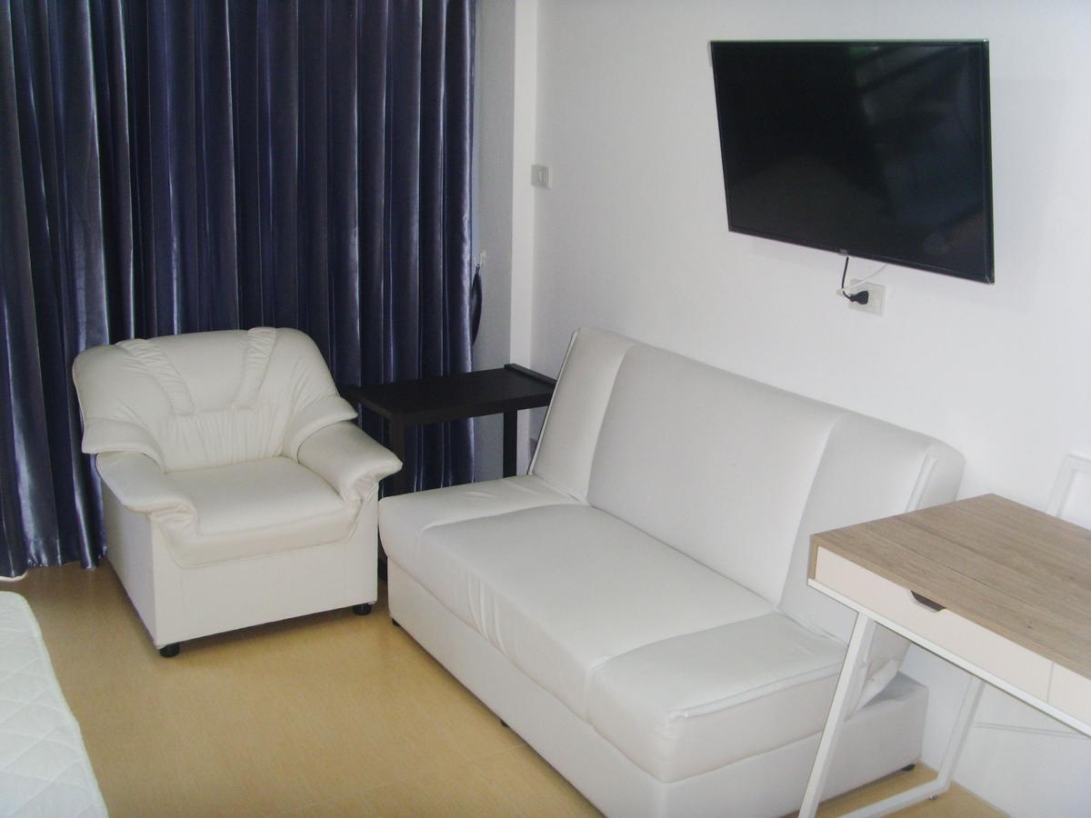 Kontiki Guesthouse Jomtien Beach Eksteriør billede