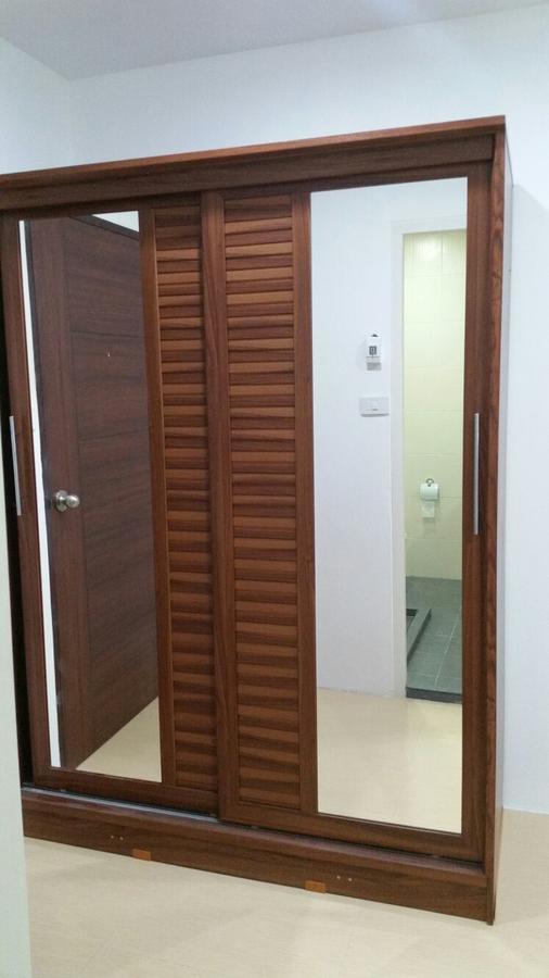 Kontiki Guesthouse Jomtien Beach Eksteriør billede